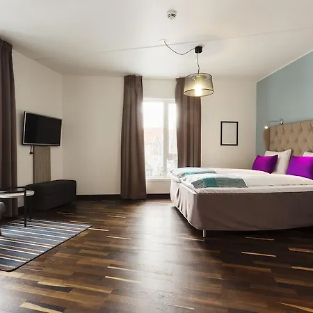 Scandic Hotell 4*